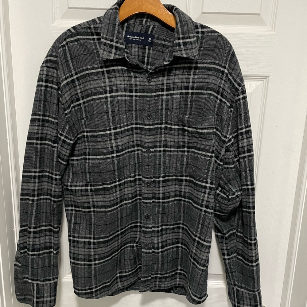 Men’s Abercrombie Flannel Size Medium Color Black/gray